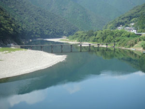 沈下橋