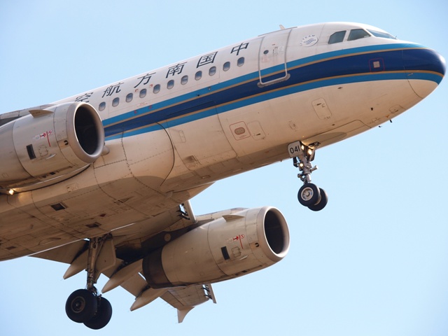 広島空港探検 その２ 迫力の飛行機写真を撮影に行く