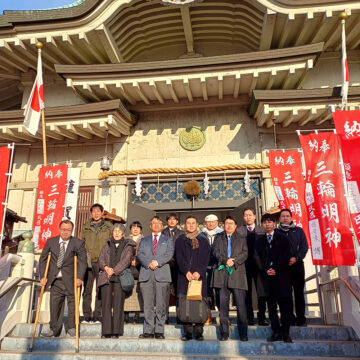 ニシキプリント2024年初詣。三輪明神にて